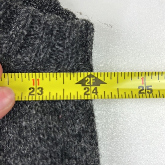 Men's Carraig Don 100% New WoolBray Cable Knit Button Down Vest - Picture 9 of 11